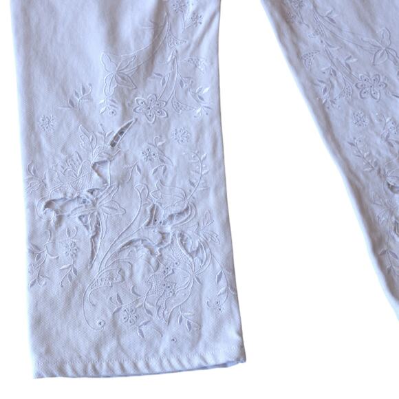 Michael Kors White Floral Embroidered Capri Pants Size 10 - Stylish & Chic - Picture 4 of 6